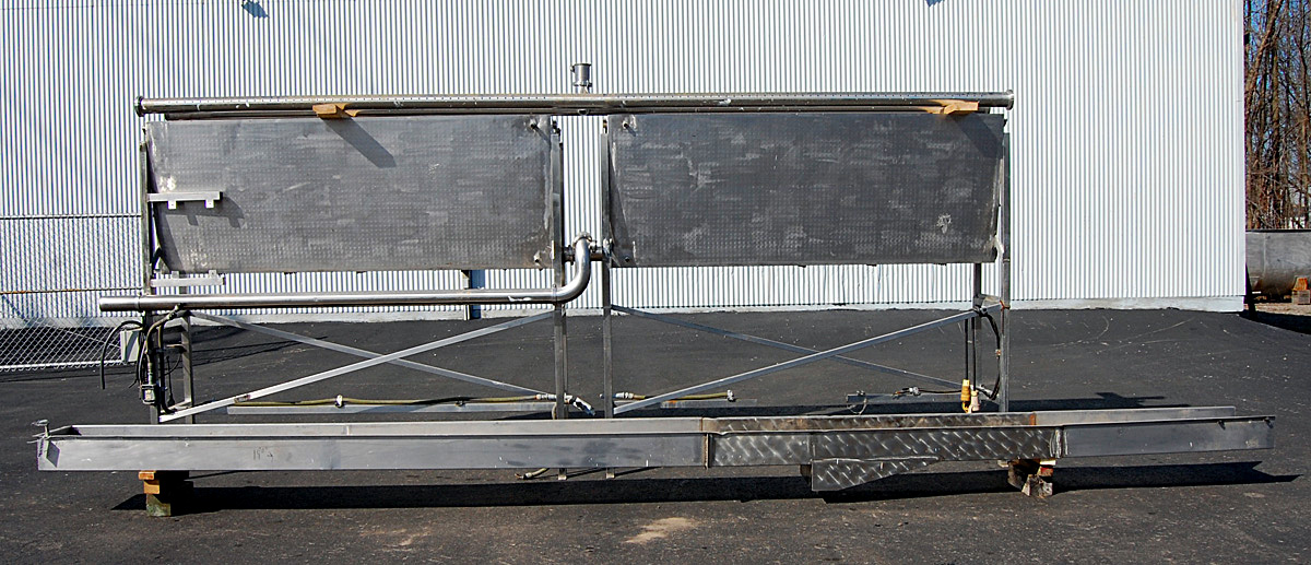 Used Open FLUME WASHER with four-plate water CHILLER, 25 feet long, all stainless steel, Alard item Y0799