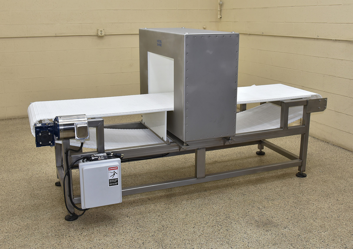 Food grade METAL DETECTION SYSTEM with CONVEYOR BELT, large opening, 25x15 usable, stainless steel, in-stock new, Alard item Y5097