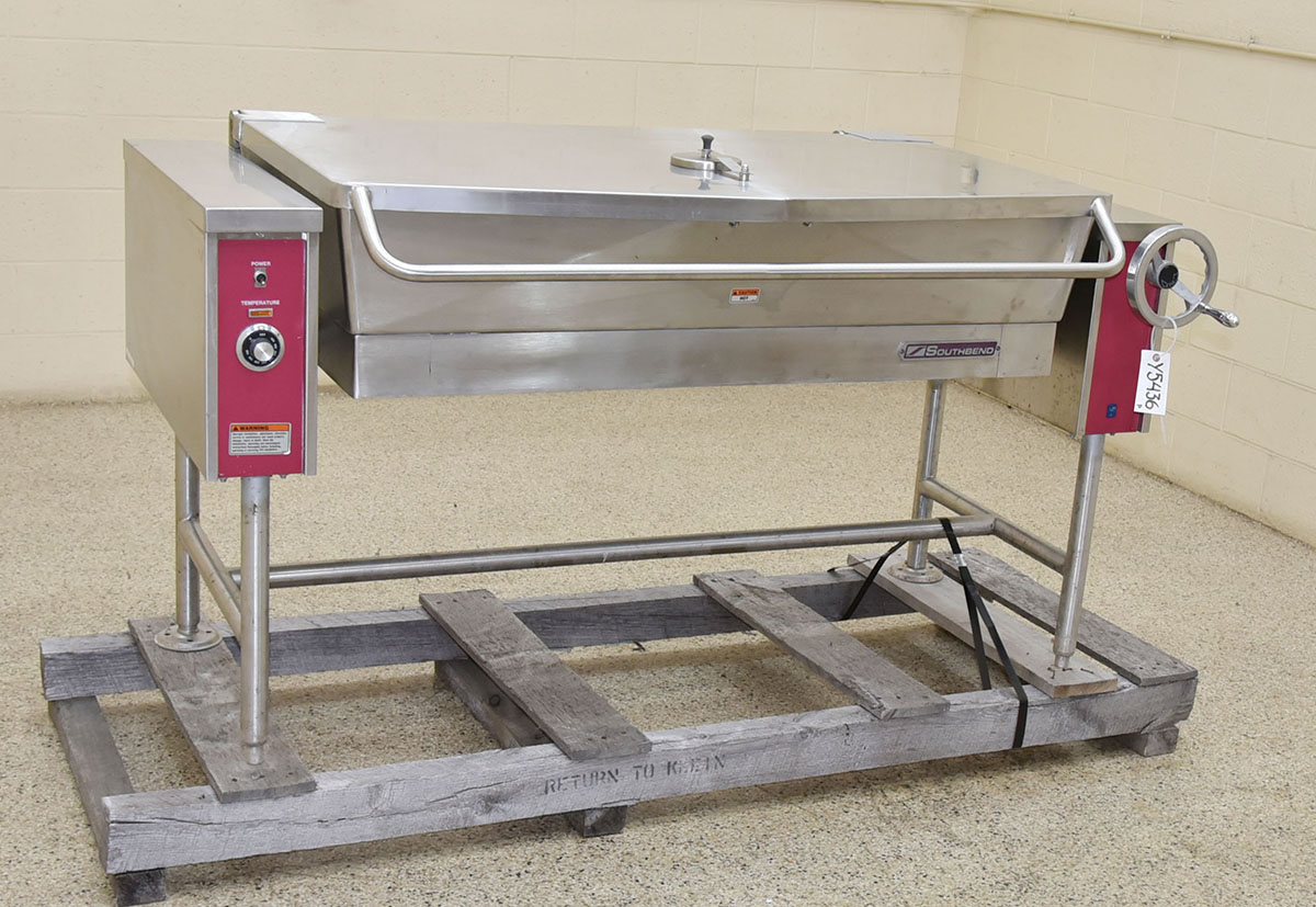 Used  BRAISING PAN, tilt skillet, electric, 40 gallon, in stock, excellent condition, Alard item Y5436