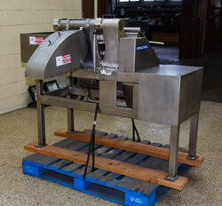  y6111f-refurbished-urschel-model-h-a-dicer.jpg