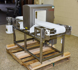 y6205k-refurbished-safeline-metal-detector.jpg