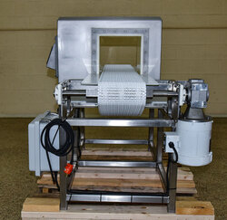 y6205q-refurbished-safeline-metal-detector.jpg