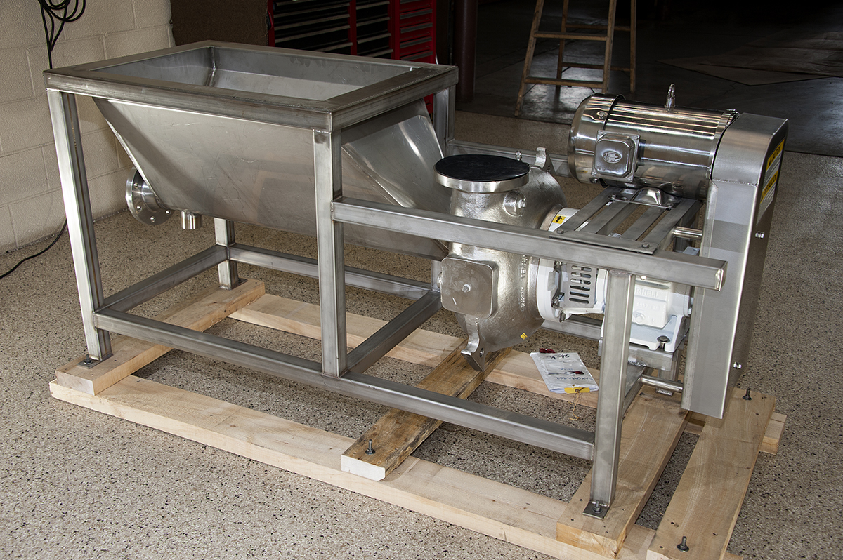 New STAINLESS STEEL FOOD PUMP with FEED TANK and DRIVE, 4 inch inlet / outlet; Alard item Y4339